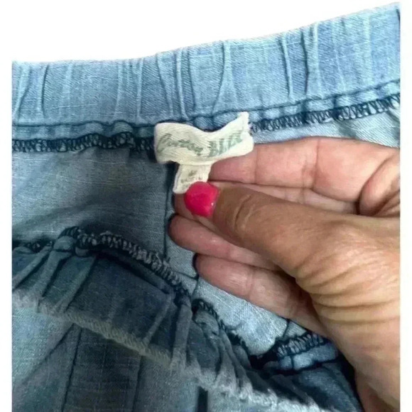 Cotton Bleu Strapless Denim Dress With a Raw Hem - Picture 5 of 8